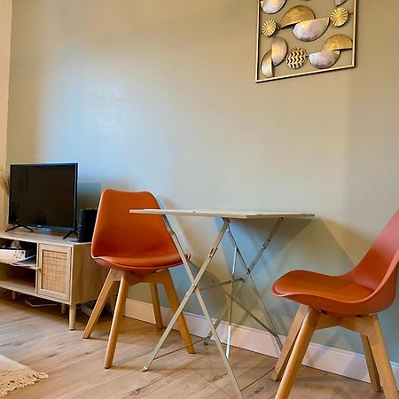 Appartement Proche Centre-Ville- Fibre Saint-Lo Kültér fotó
